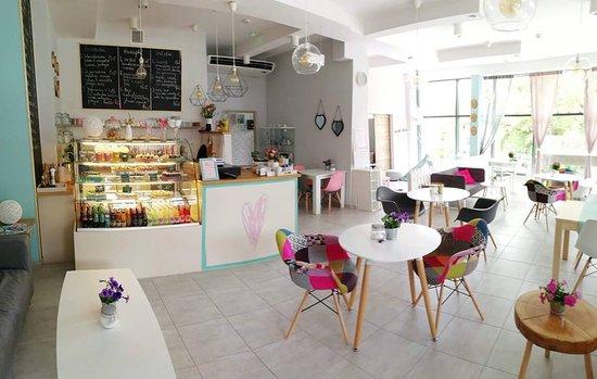 LokaLove Cafe